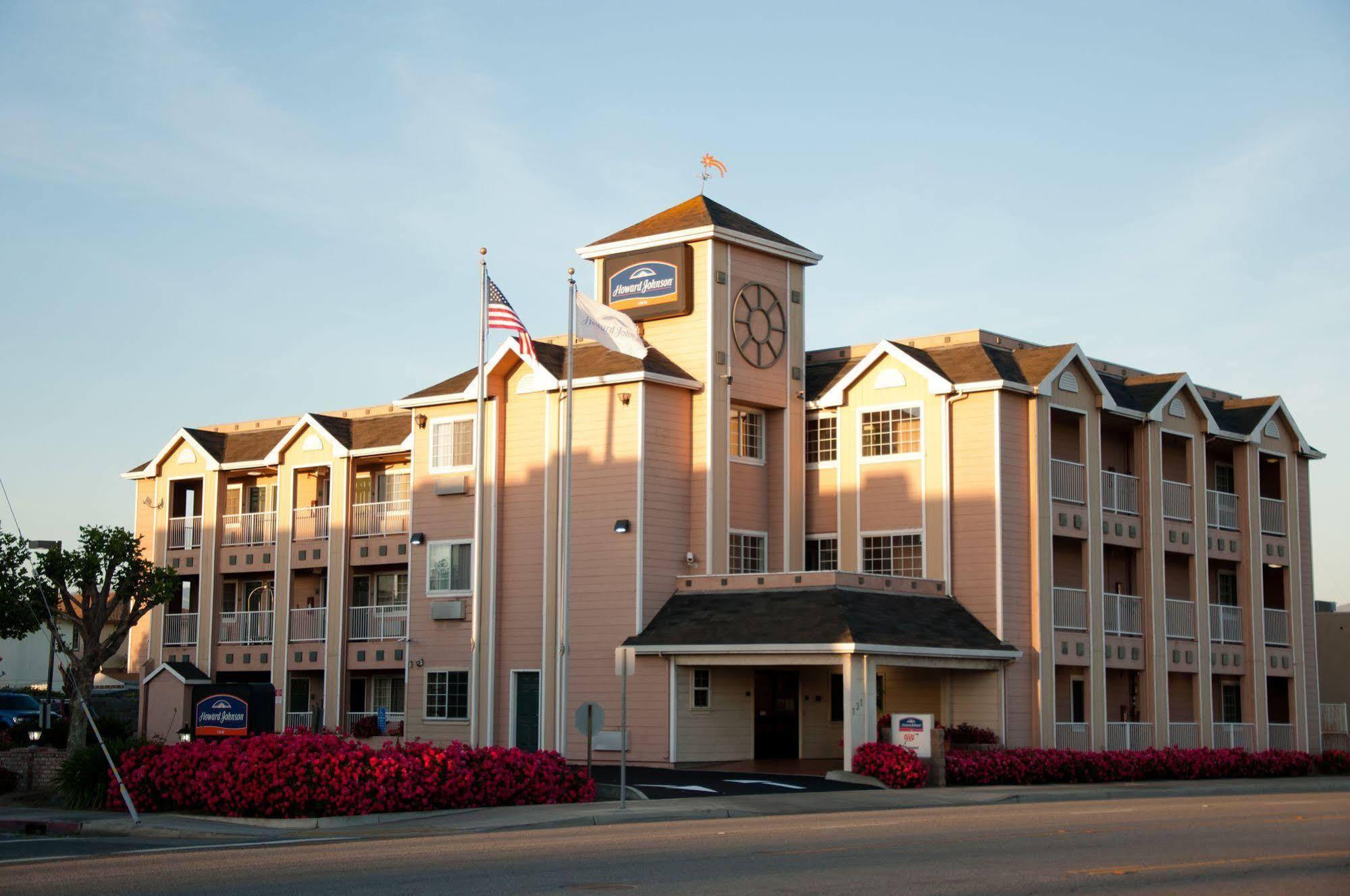 Howard Johnson By Wyndham Salinas Exterior foto